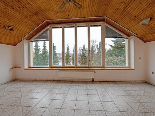 Prodej domu 878 m², pozemek 1752 m²