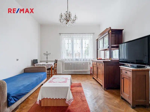 Prodej domu 220 m², pozemek 993 m²