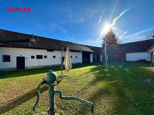 Prodej zemědělské usedlosti 877 m², pozemek 4154 m²