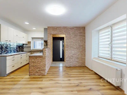 Prodej domu 180 m², pozemek 385 m²