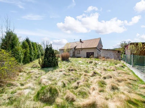 Prodej domu 100 m², pozemek 8575 m²