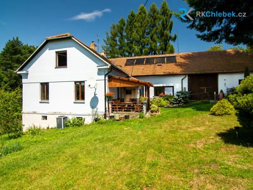 Prodaný dům 198 m², pozemek 11837 m²