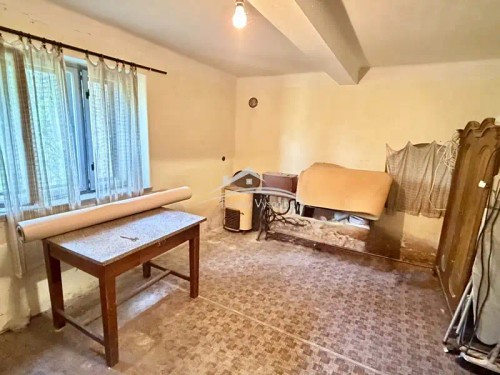 Prodej domu 100 m², pozemek 1979 m²