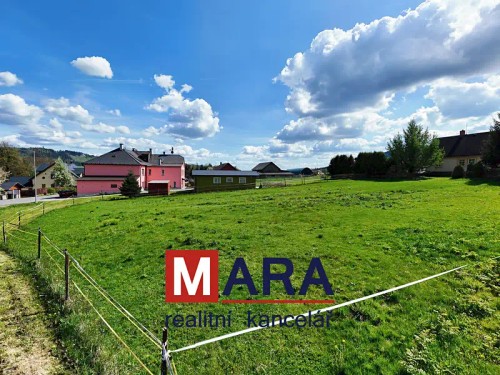 Prodej stavebního pozemku 1155 m²