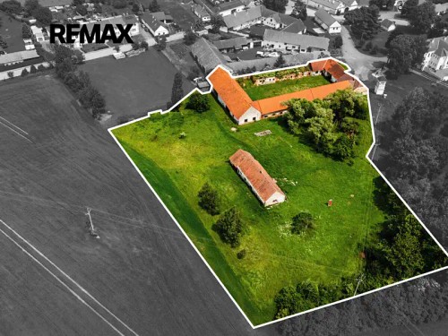 Prodej zemědělské usedlosti 873 m², pozemek 9035 m²