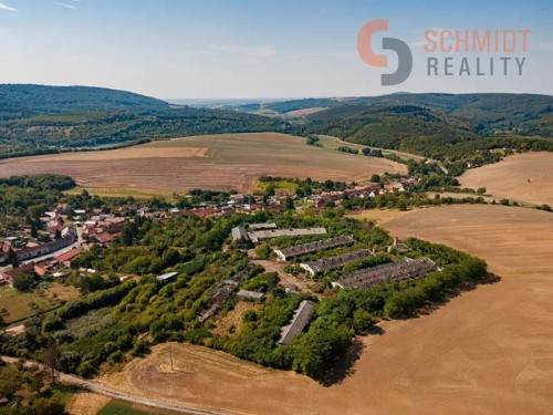 Prodej stavebního pozemku 34990 m²