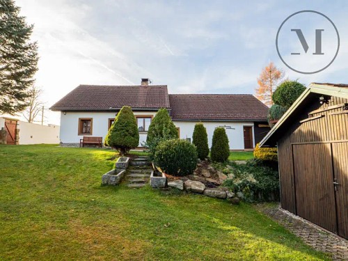 Prodej chalupy 240 m², pozemek 1080 m²