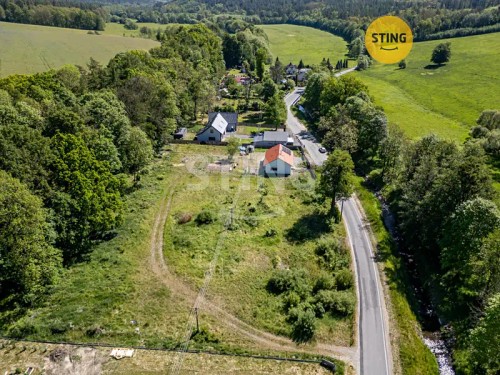 Prodej stavebního pozemku 1270 m²