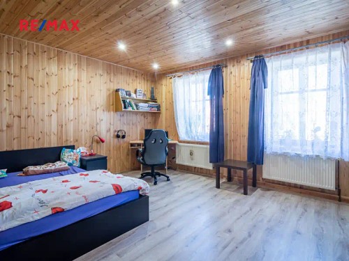 Prodej domu 560 m², pozemek 887 m²