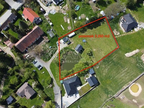 Prodej stavebního pozemku 3260 m²