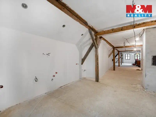 Prodej chalupy 260 m², pozemek 2511 m²