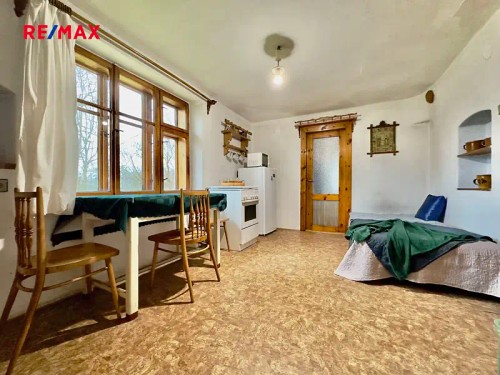 Prodej zemědělské usedlosti 877 m², pozemek 4154 m²