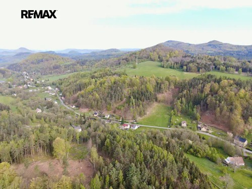 Prodej stavebního pozemku 3700 m²