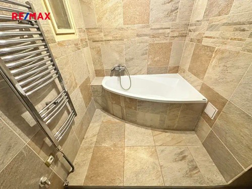 Prodej bytu 1+1 71 m²