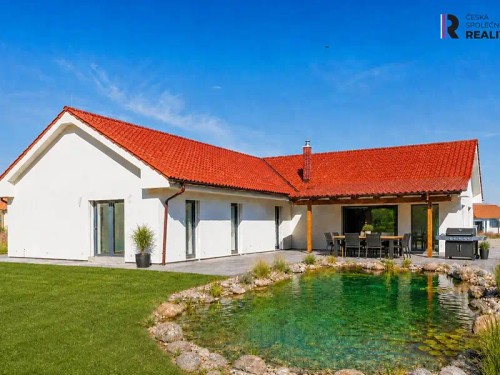 Prodej domu 200 m², pozemek 900 m²