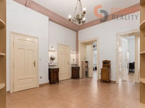 Prodej bytu 4+1 158 m²