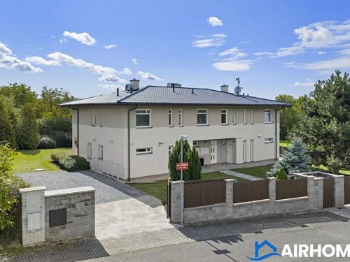 Prodej domu 302 m², pozemek 1203 m²