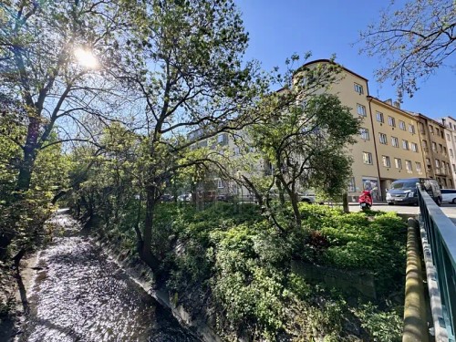 Prodej bytu 2+1 80 m²