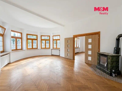 Prodej domu 445 m², pozemek 2441 m²