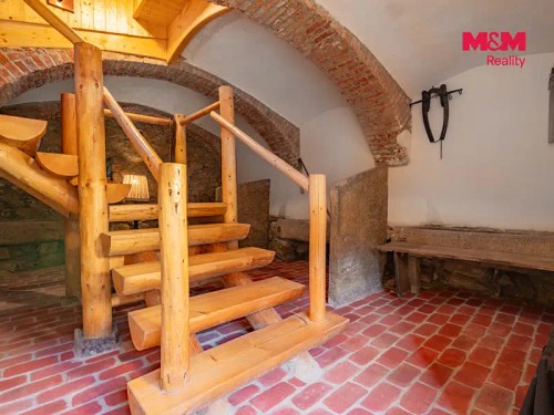 Prodej zemědělské usedlosti 245 m², pozemek 13625 m²