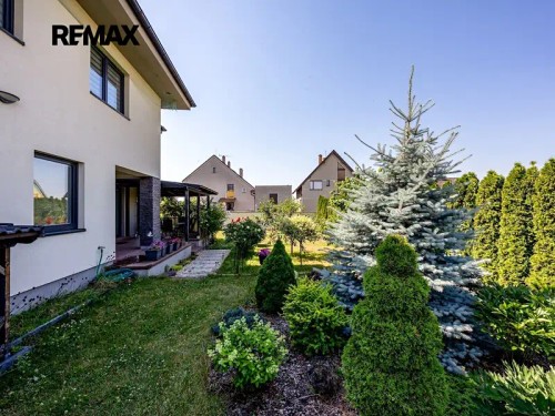 Prodej domu 234 m², pozemek 715 m²