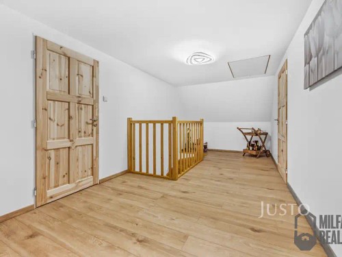 Prodej domu 205 m², pozemek 1469 m²