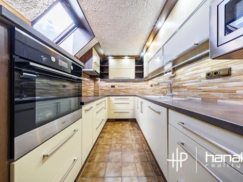 Prodej domu 277 m², pozemek 3924 m²