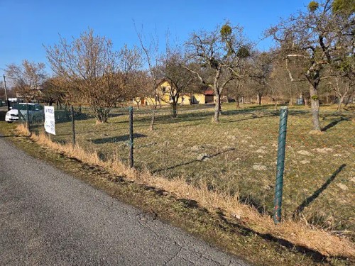 Prodej stavebního pozemku 2087 m²