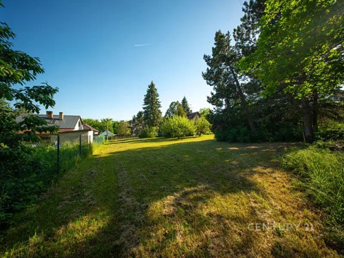 Prodej stavebního pozemku 1413 m²