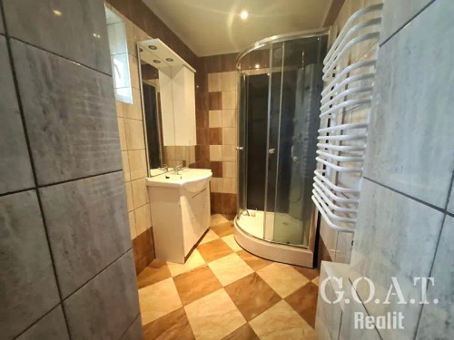 Prodej domu 249 m², pozemek 991 m²