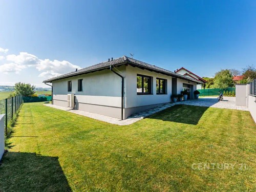 Prodej domu 226 m², pozemek 987 m²