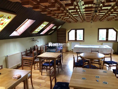 Prodej domu 792 m², pozemek 17934 m²