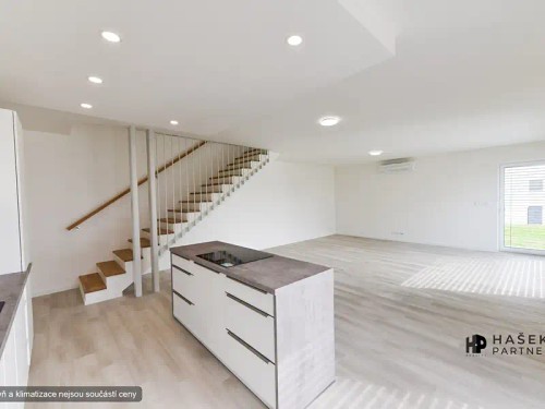 Prodej domu 143 m², pozemek 802 m²