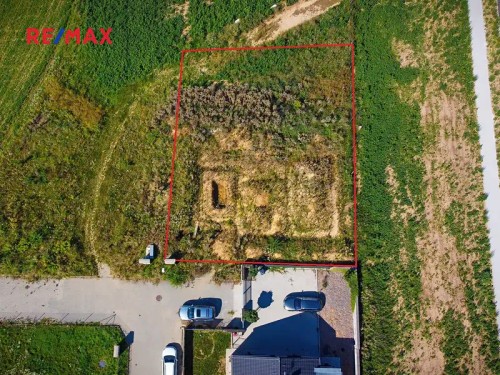 Prodej stavebního pozemku 697 m²