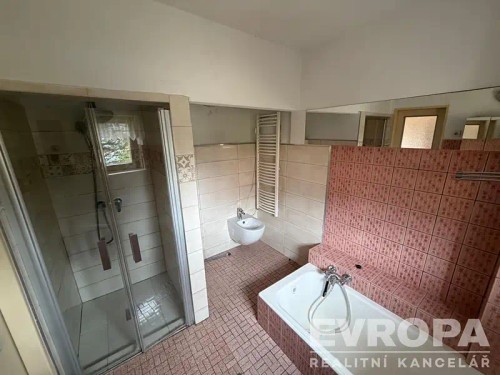 Prodej domu 237 m², pozemek 333 m²