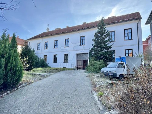Prodej domu 553 m², pozemek 1727 m²
