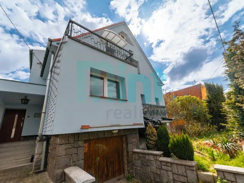Prodej domu 250 m², pozemek 661 m²