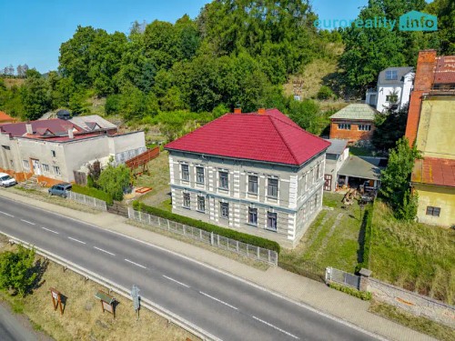Prodej domu 213 m², pozemek 1424 m²