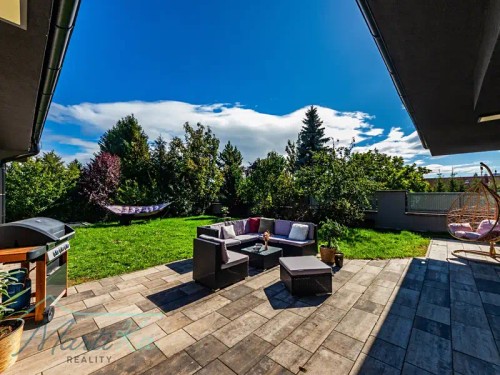 Prodej domu 220 m², pozemek 901 m²