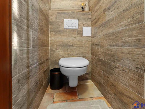 Prodej domu 295 m², pozemek 1978 m²