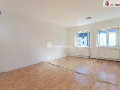 Prodej domu 360 m², pozemek 657 m²