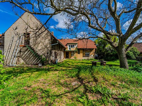 Prodej domu 340 m², pozemek 2322 m²