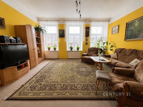 Prodej domu 350 m², pozemek 262 m²