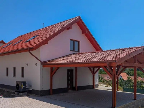 Prodej domu 225 m², pozemek 740 m²