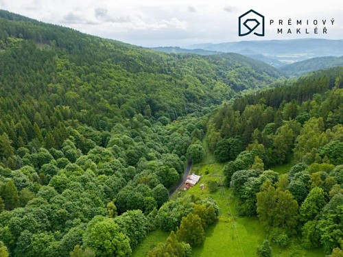 Prodej stavebního pozemku 900 m²