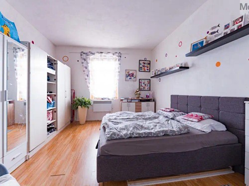 Prodej domu 445 m², pozemek 383 m²