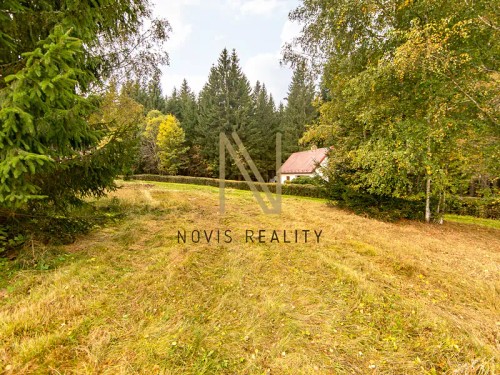 Prodej stavebního pozemku 1598 m²