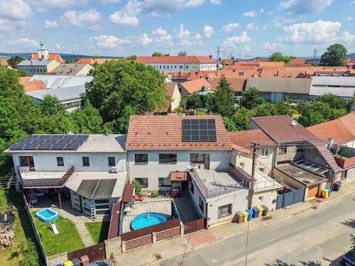 Prodej domu 194 m², pozemek 263 m²