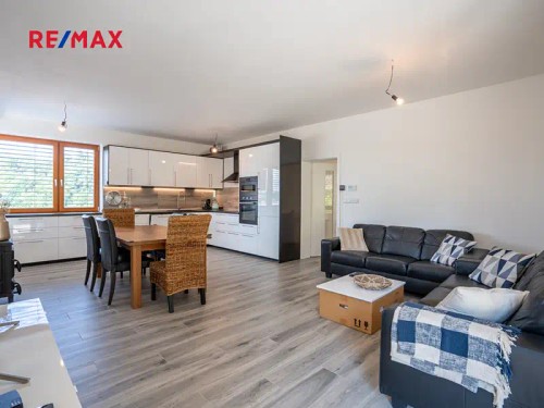 Prodej domu 195 m², pozemek 901 m²