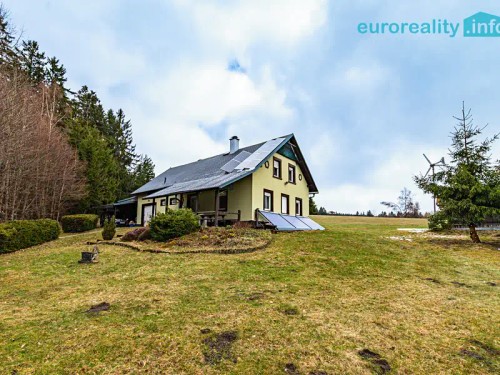 Prodej chalupy 178 m², pozemek 25612 m²